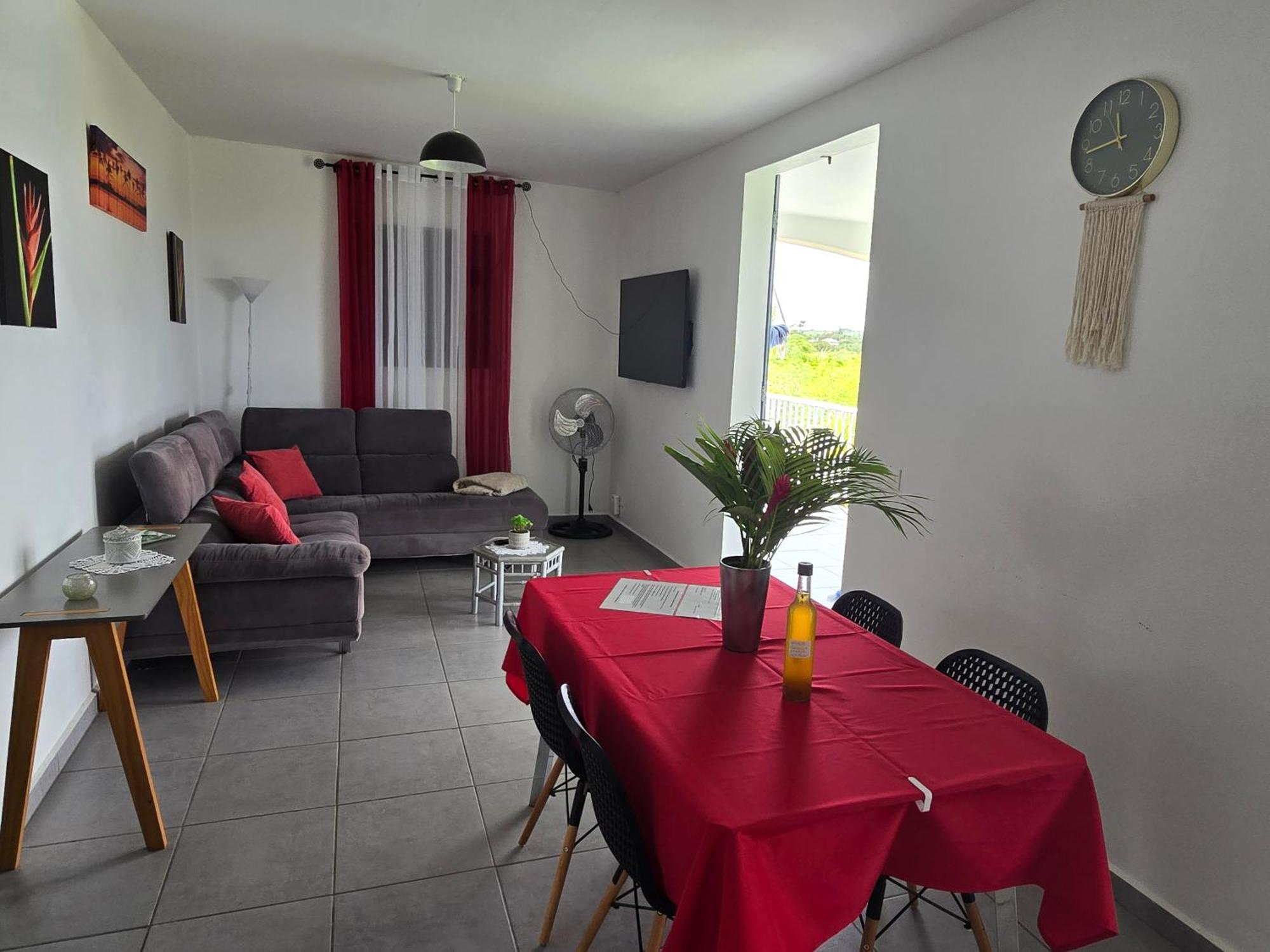 Maison Laurencia - Appartement De L'Etage Sainte-Anne  Esterno foto