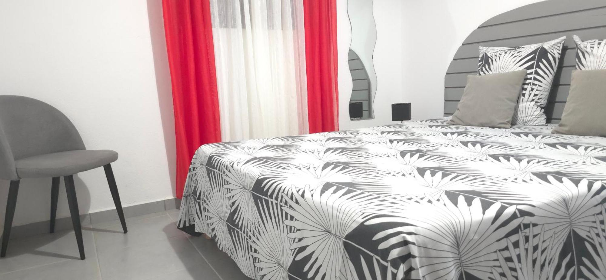 Maison Laurencia - Appartement De L'Etage Sainte-Anne  Esterno foto